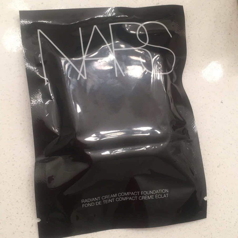 NARS Radiant Cream Compact Foundation REFILL